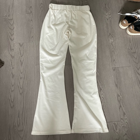 ENDURING KAIROS ACACIA SWEATPANTS - Picture 2 of 2